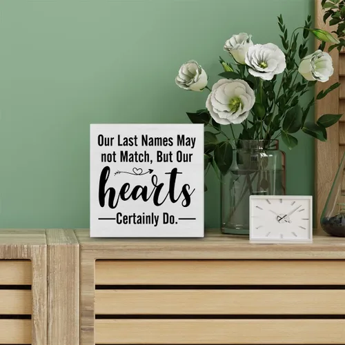 Vista 4 de Blended Family - Cartel decorativo de madera con texto en inglés "Our Last Names May Not Match But Our Hearts Certainly Do Wood Block Plate Decor