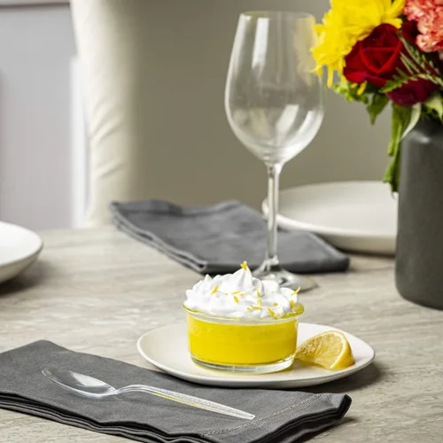 Vista 5 de Comfy Package [Paquete de 300] Cucharas de té de plástico transparente pesado con diseño grabado, utensilios desechables de plástico resistente