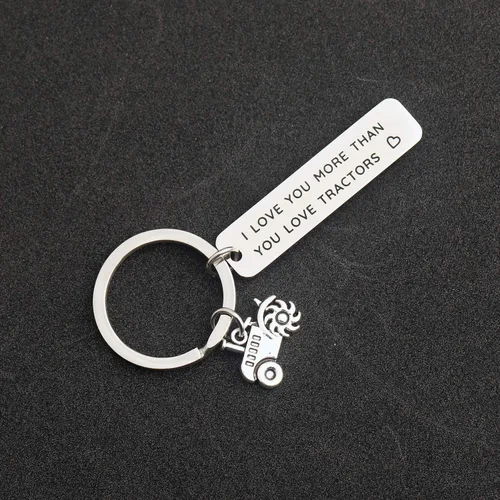 Vista 5 de MYOSPARK Llavero de tractor con texto en inglés "I Love You More Than You Love" Tractores Farmer Gift Jewelry For Him