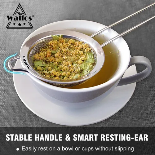Vista 3 de Walfos Pequeño colador de té de malla fina, mini tamiz de acero inoxidable con asa, coladores de metal de cocina de 2.7 pulgadas para té, jugos