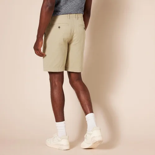 Vista 2 de Tienda Essentials Pantalones cortos chinos ajustados de 9 pulgadas para hombre