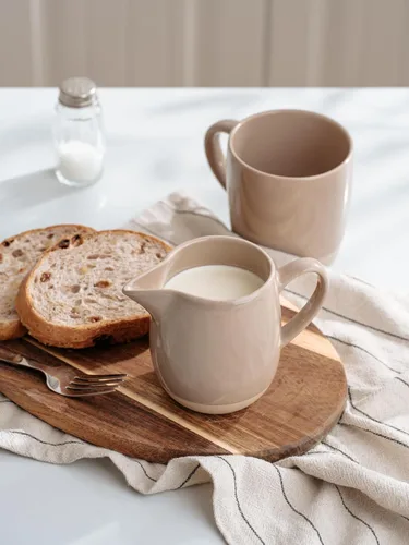 Vista 5 de famiware Milkyway Cremera de 13 onzas con asa, jarra de cerámica para café/leche/salsa/servir/ensalada, dispensador de gres para jarabe de arce