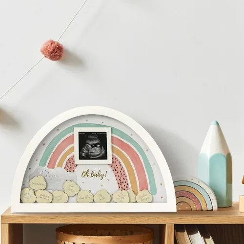Vista 5 de Kate Aspen Marco de arco iris alternativo para baby shower con 30 nubes de madera, marco para imagen de ecograma, decoración de baby shower arcoíris