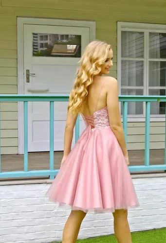 Vista 3 de Vestidos de tul para fiesta de exalumnos para adolescentes, tirantes delgados, vestidos cortos de encaje para graduación, vestido de cóctel