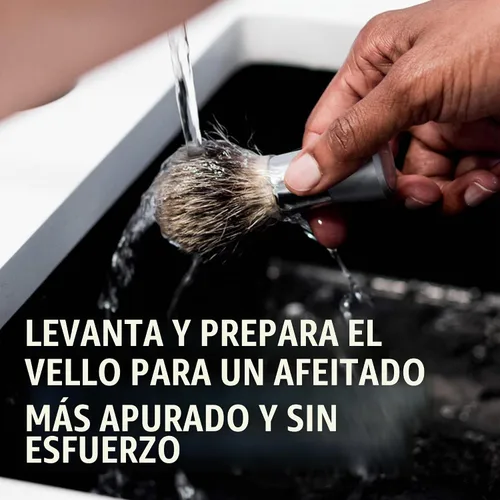 Vista 4 de Cepillo de afeitar de lujo biselado, cepillo de pelo vegano para uso con maquinilla de afeitar de seguridad