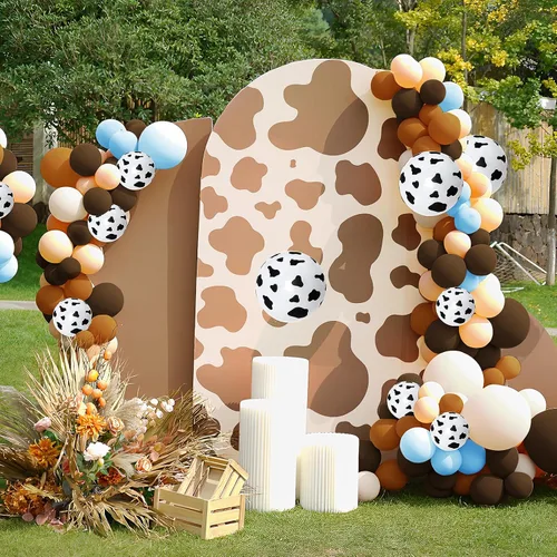 Vista 4 de Kit de arco de guirnalda de globos de vaca de 150 piezas, diseño de vaquera, azul, blanco, marrón, estampado de vaca, globos de animales de granja