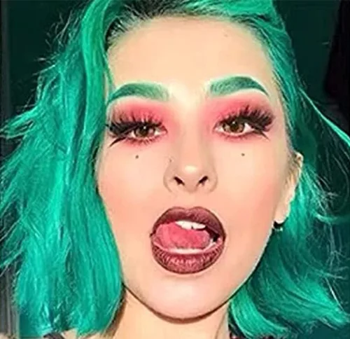Vista 6 de Go Ho Juego de lápices de sombra de ojos verdes de 4 colores, kit de lápiz delineador de ojos metálico, mate y brillante, barra de sombra de ojos