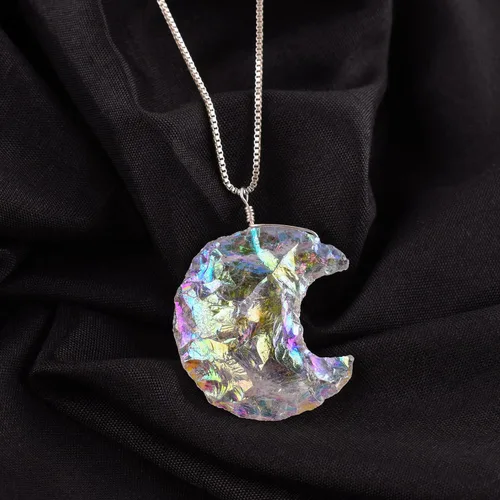 Vista 3 de YANARA Collar con colgante de cuarzo de aura de ángel crudo, piedra de media luna, piedra natural áspera para mujer, cristales curativos de chakras