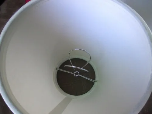 Vista 2 de Urbanest Mini lámpara de araña de 6 pulgadas, algodón, tapa dura, clip, cáscara de huevo