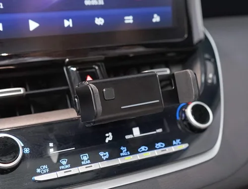 Vista 2 de Soporte de teléfono de automóvil para Toyota Corolla 2020-2023, aleación de aluminio, 360 ajustables, compatible con iPhone, HTC One, Samsung Galaxy