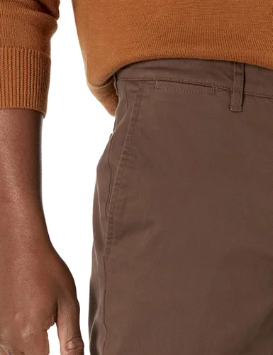 Vista 3 de Tienda Essentials Pantalón chino elástico ajustado para hombre (anteriormente Goodthreads)