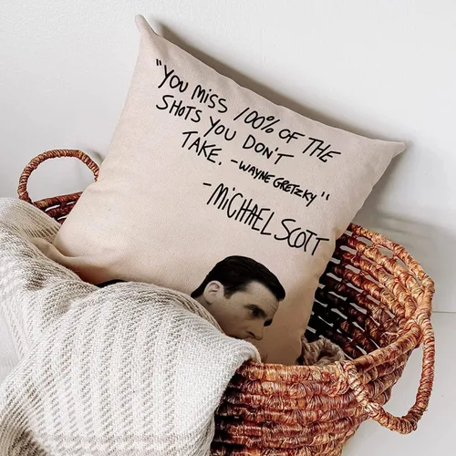 Vista 4 de Funda de almohada decorativa con cita de granja, divertida funda de cojín de Michael Scott, decoración cuadrada de temporada para el hogar, sofá