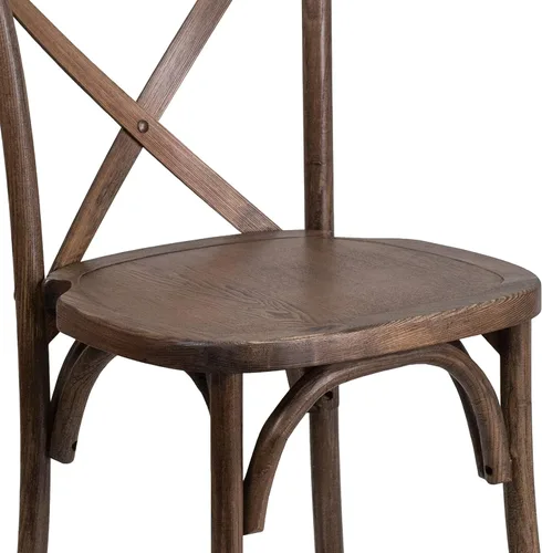 Vista 6 de EMMA + OLIVER Silla apilable de madera americana con respaldo cruzado