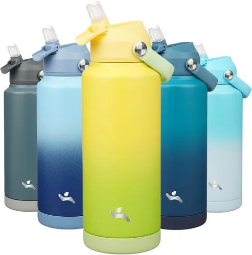 Vista 21 de Konokyo Botella de agua aislada con tapa de pajilla, botella de metal al vacío de acero inoxidable de 18 onzas con mango de silicona, color negro
