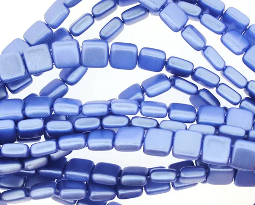 Vista 4 de Czechmate - Cuentas de cristal cuadrado checo de 2 agujeros para azulejos - Zafiro azul perla (25)