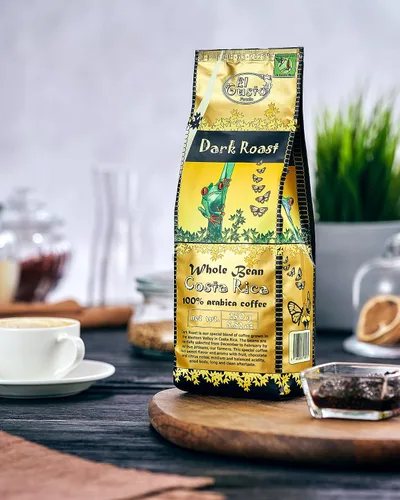Vista 4 de Café costarricense tostado oscuro en grano entero (8.8 onzas) – Granos arábica 100% frescos, cultivados a la sombra y de origen local – Recuerdos