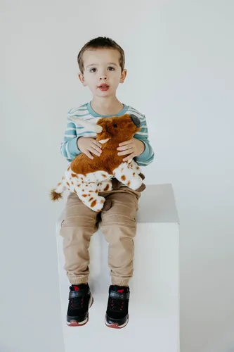 Vista 3 de The Petting Zoo Longhorn - Peluche de animales salvajes, regalos para niños, animales salvajes de Onez, peluche de cuerno largo de 12 pulgadas