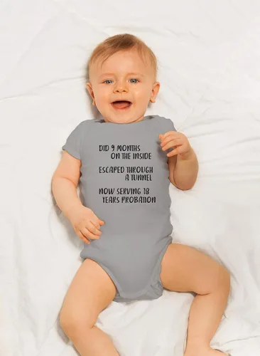 Vista 12 de CBTwear Did 9 Month, Escaped Through a Tunnel, Serving 18 Years Baby Body Unisex Comfy Humor
