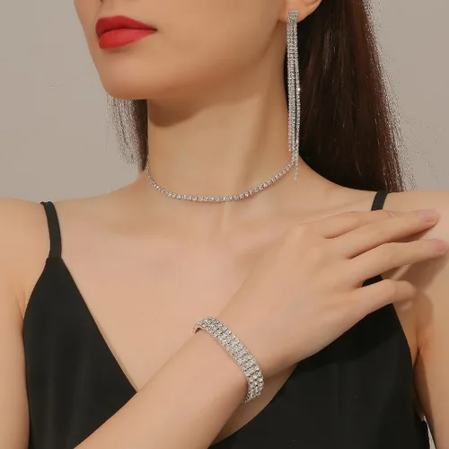 Vista 2 de Paxuan Collar de gargantilla nupcial de cristal de diamantes de imitación para mujer