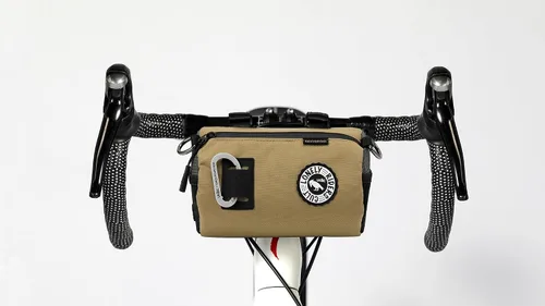 Vista 17 de ULAC COURSIER COLLECTION Neo Porter Bolsa para manillar de bicicleta, con ojales frontales para luces y gafas de sol y una correa para el hombro