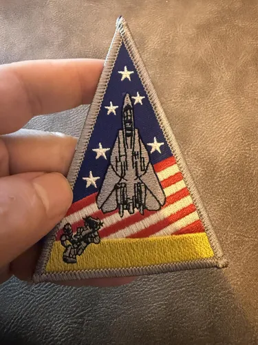 Vista 4 de F-14 Tomcat Triangle Patch - con gancho y bucle, 4
