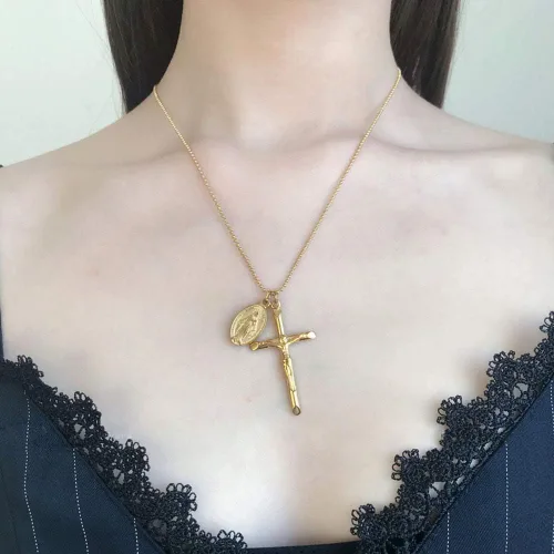 Vista 5 de Collar con colgante de cruz de crucifijo en el bautismo de la Virgen María católica cristiana para mujeres y niñas, delicado acero inoxidable