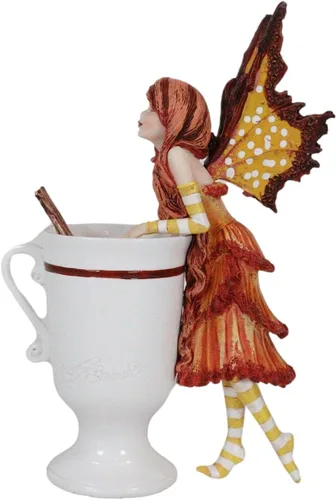 Vista 5 de Ebros Gift Amy Brown Otoño Temporada Vacaciones Sidra de Manzana Calabaza Especias Canela Té Hada Figura Coleccionable 6.25 pulgadas de alto Taza