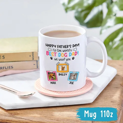 Vista 4 de Taza de café blanca personalizada con foto, con texto en inglés «To The World's Best Dog Dad We Woof You», taza de café blanca de 11 onzas y 15