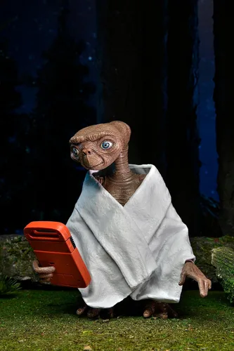 Vista 6 de NECA - E.T. - Figura de acción de 40th Anniversary E.T. Ultimate de 7 pulgadas
