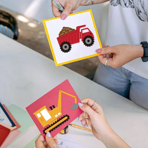 Vista 3 de GLOBLELAND Troqueles de corte para automóviles y camiones para hacer tarjetas, grúa y cisterna, troqueles para manualidades, álbumes de recortes