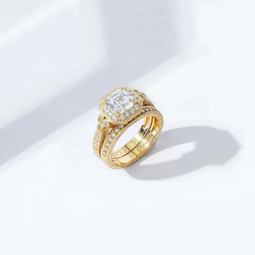 Vista 43 de Amazon Essentials Anillo antiguo de plata de ley chapada en platino o oro con circonita cúbica de elementos infinitos de corte Asscher