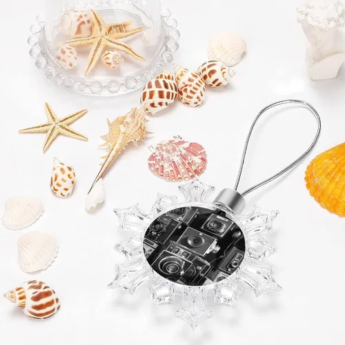 Vista 5 de Retro Cool Camera Collection Christmas Snowflake Ornament Snow Flake Christmas Ornaments for Tree Decorations Snowflake Shaped Hanging Decor for