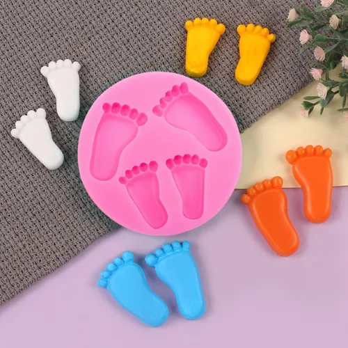 Vista 4 de Molde de silicona 3D para pies de bebé, 4 piezas, molde de chocolate para pies de bebé, decoración de pastel de ducha, molde para hornear bricolaje