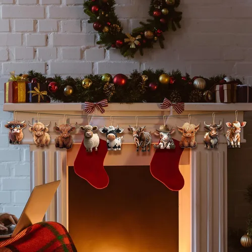 Vista 6 de Wenqik 36 piezas de decoración de madera de vaca de las tierras altas del oeste, juego de adornos de Navidad con bonitos recortes de ganado