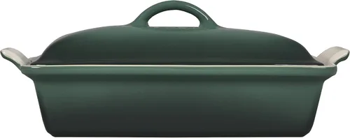 Vista 2 de Le Creuset - Cacerola rectangular cubierta de gres Heritage, 4 cuartos de galón (12" x 9"), alcachofa Artichaut