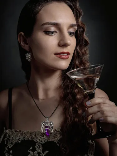 Vista 13 de Collar de dragón – Colgante hexagonal de plata envuelto en cristal con cristal natural – Joyería genial para hombres y mujeres
