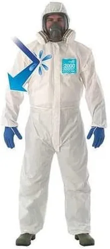 Vista 2 de Trajes de materiales peligrosos con capucha, desechables, resistentes a los productos químicos, elásticos, Ansell Alphatec 682000 unisex