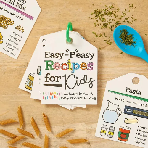 Vista 6 de C.R. Gibson Kids Games - Juego de actividades de cocina Little Chef para niños pequeños y preescolares, 10 unidades, anillo de tarjetas de recetas