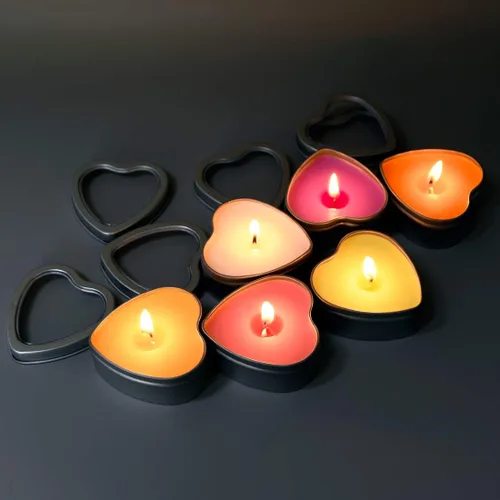 Vista 5 de Velas perfumadas de cera de soja con forma de corazón, 6 unidades Lata de viaje de metal plateado de 6 horas de tiempo de combustión para spa