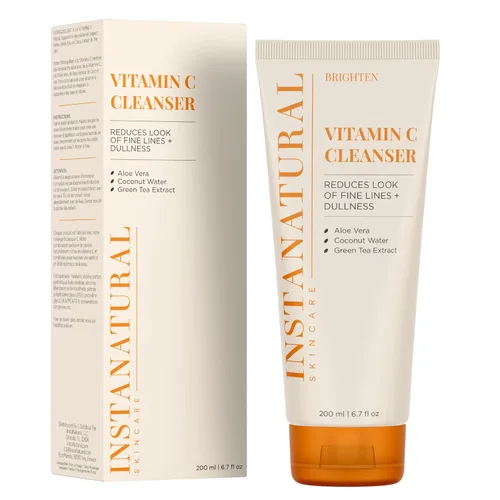 Vista 2 de Limpiador de vitamina C InstaNatural Jabón facial totalmente natural, ilumina la piel, bueno para textura desigual, hecho en EE. UU. con agua