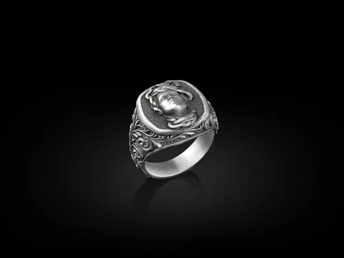 Vista 6 de BySilverStone Jewelry - Anillo de sello Gorgon Medusa, anillo de sello cuadrado de plata de ley, mitología griega, anillos de meñique para mujeres