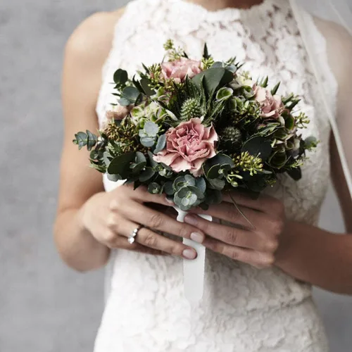 Vista 8 de Abaodam Soporte para ramo de novia de espuma floral con asa para novia, boda, arreglo floral, suministros de manualidades, esfera de espuma