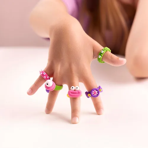 Vista 8 de HEY CLAY Bijou - Arcilla para la creación de accesorios - Arcilla seca al aire con herramientas y divertida aplicación interactiva (Alien Rings)
