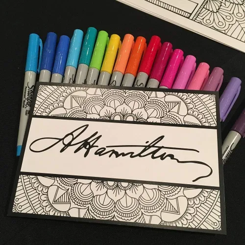 Vista 9 de Coloring Broadway - Páginas para colorear inspiradas en Hamilton (juego de 4), colección Legacy, mercancía musical de Hamilton, impresas