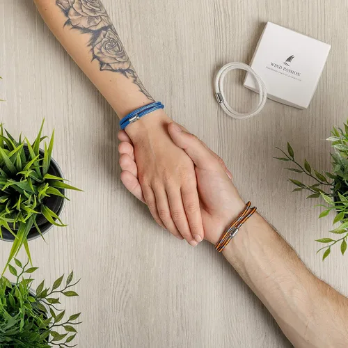 Vista 3 de Wind Passion - Pulsera de cuerda de paracaídas ligera y resistente con cierre magnético para hombres y mujeres, Medium