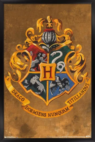 Vista 8 de Trends International Wizarding World: Harry Potter-Hogwarts, póster de pared con cresta de 14.725 x 22.375 pulgadas, versión enmarcada de madera
