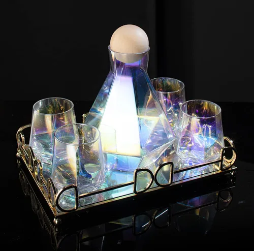 Vista 11 de The Wine Savant - Decantador de whisky en forma de diamante, con 2 copas en forma de diamante, para licor, escocés, ron, bourbon, vodka, tequila