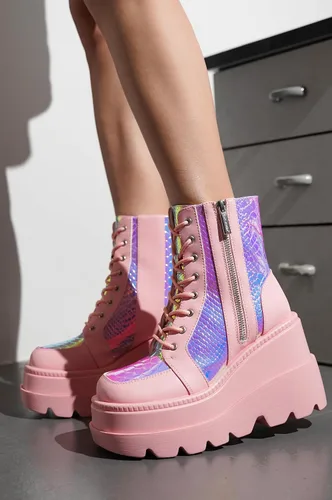 Vista 3 de Cape Robbin Botines de plataforma holográficos para mujeres, tacones gruesos en bloque, punta puntiaguda, cuero PU con correa de hebilla