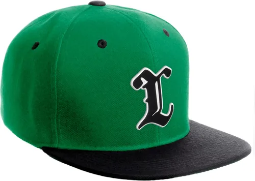 Vista 739 de Daxton Gorra clásica con visera de billete plano con letras del alfabeto inglés antiguo de la A a la Z