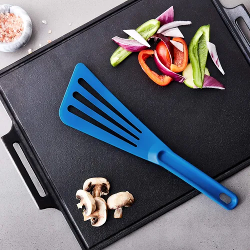 Vista 5 de Mercer Culinary Hell's Tools Hi-Heat - Espátula ranurada, 12 x 3.5 pulgadas, color azul (paquete de 5)